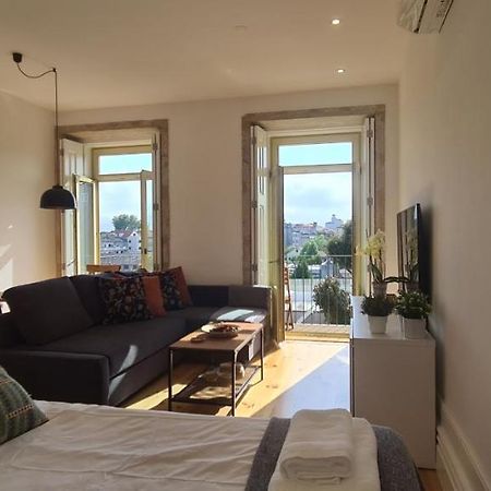 Merc Porto Estudio 245 Екстериор снимка